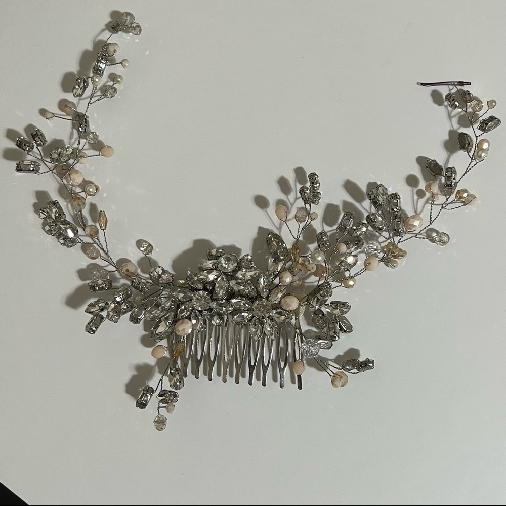 Wedding hairstyle Head piece